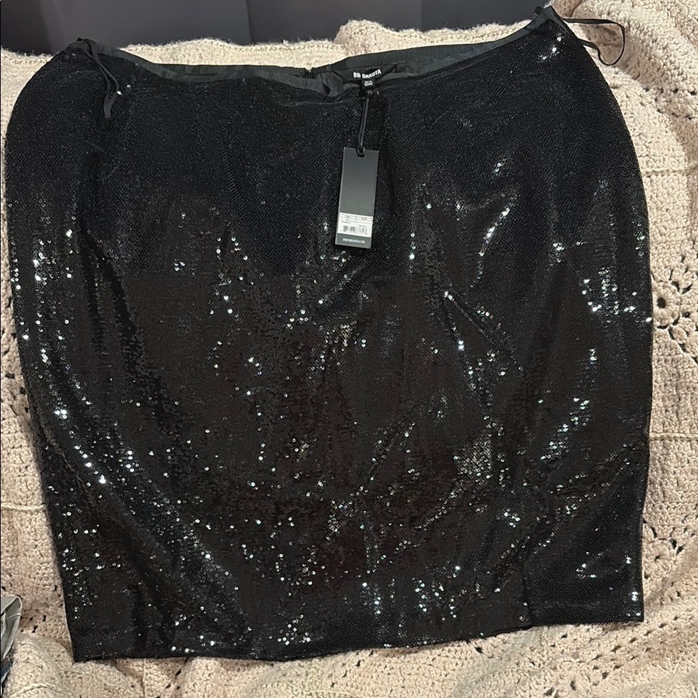 Elegant Black Sequin Mini Skirt